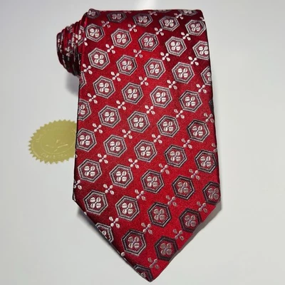 "Corbata Dolce&Gabbana roja brillante de seda con hexágonos grises y plateados 58,5 x 3,75"" nueva sin etiquetas" Foto 1 de 4