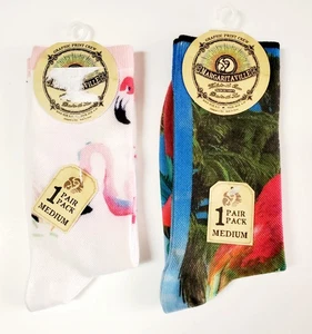 2 Paar Margaritaville Crew-Socken mit Grafikdruck Flamingo Papagei Größe Medium - Bild 1 von 4