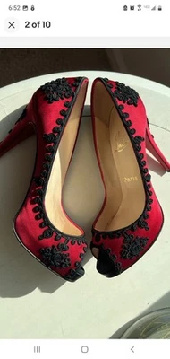 Tacones Christian Louboutin talla 40, estilo raro, rojos Foto 1 de 3