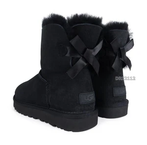 Botas UGG Mini Bailey Bow II negras de gamuza de piel para mujer talla 8 -NUEVAS EN CAJA- - Imagen 1 de 6