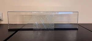TRUMPETER DISPLAY CASE 501 X 149 X 121MM 09801 - CHIPPED/CRACKED - Picture 1 of 4
