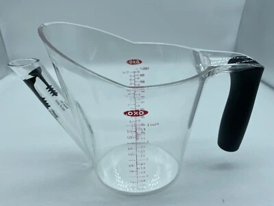 Oxo Good Grips Gravy Fat Separator 4 Cup 1L Jug Measuring Cup Strainer - Image 1 of 4