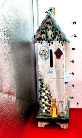 KATHY HATCH 16" HANGING BUTTERFLY HOUSE CATS IN GARDEN FOOTED HAND PAINTED WOOD Cover