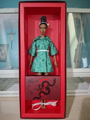 INTEGRITY TOYS TURNING GREEN POPPY PARKER  FASHION ROYALTY - NRFB - Image 1 of 3