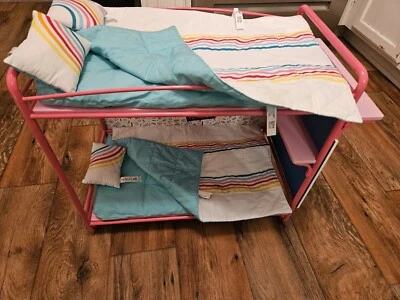 CONJUNTO DE QUARTO COURTNEY'S American Girl para roupa de cama BONECA COURTNEY rosa - Imagem 1 de 4