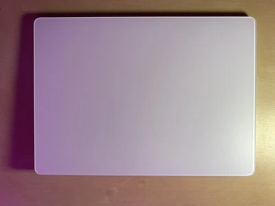 Apple Magic Trackpad 2 - Weiß - A1535 - Bild 1 von 4