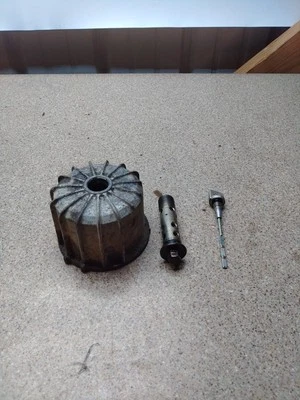 Honda Goldwing 1200 GL1200 1984-1987 carcasa filtro aceite perno varilla de inmersión Foto 1 de 3