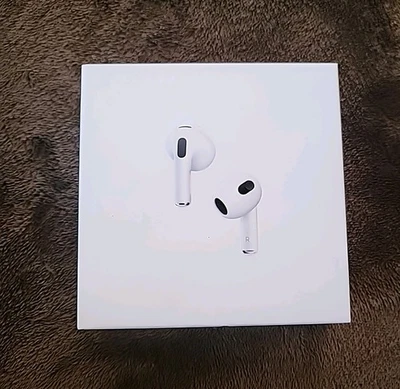 AppleAirPods 3rd GENERATION with MAGSAFE CHARGING CASE (Ladecase) MME73ZM/A - Bild 1 von 3