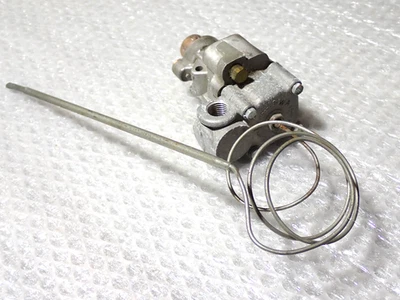 ROBERTSHAW BJ WA THERMOSTAT NEW - Image 1 of 3