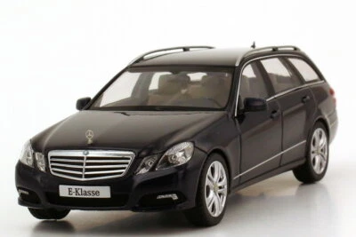 Mercedes E Classe T Modello S212 Avantgarde 2009 Tansanit Blue Schuco B66962436 - Immagine 1 di 4