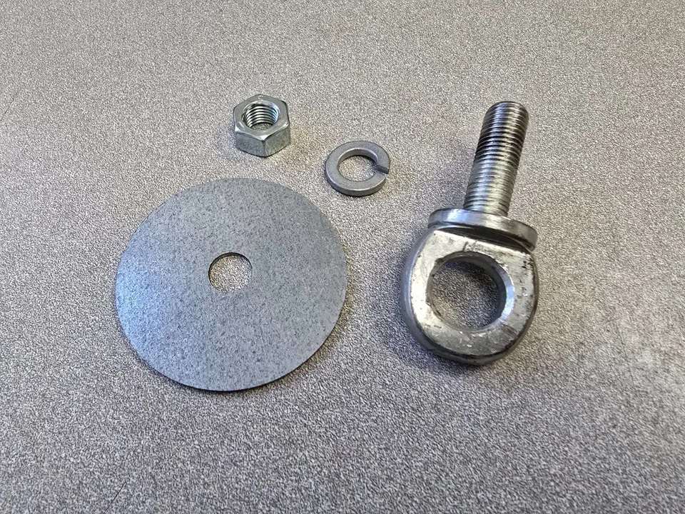 BONITO PERNO OJO CINTURÓN SEGURIDAD USADO PORSCHE 356B 356C 356SC 911 912 Foto 1 de 4