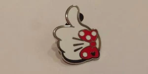 Disney Trading Pins-2019 HKDL Game Pin-Minnie Glove - Picture 1 of 1