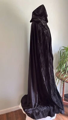 De Colección Terciopelo Capucha Negro Capa 38"X60" Gótico Capricho Gótico D&D Halloween Juegos con disfraces Bruja Foto 1 de 4