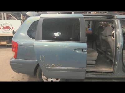Used Rear Right Door Assembly Rear Side fits: 2008 Hyundai Entourage R. w/o powe Foto 1 de 4