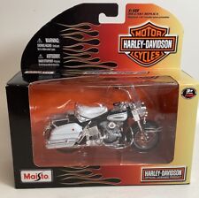 Maisto Harley-Davidson 1966 FLH Electra Glide 1:18 Series 29 White/black