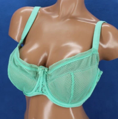 Sutiã City Chic forrado com aro balconette tamanho 38G #H4129 - Imagem 1 de 4