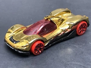 2009 Hot Wheels TEEGRAY 1:64 Die Cast Car Gold w/ Red Tires - Picture 1 of 7
