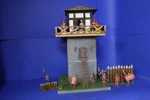 70032 Torre Limes Arabona con palizzate, da collezione 7 cm, modello finito, GMK - Foto 1 di 12