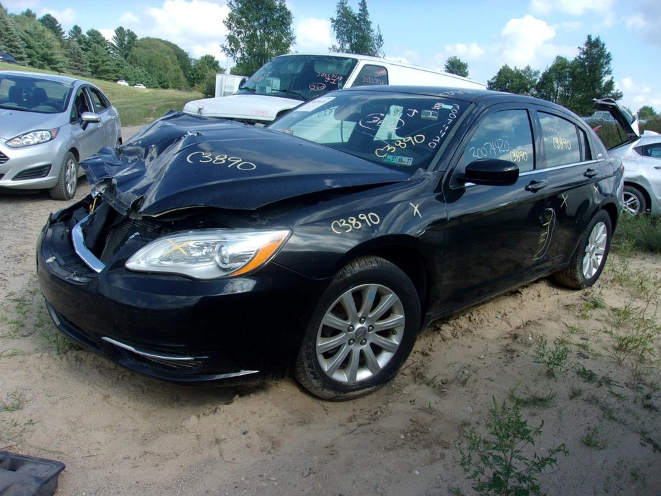 Used Ignition Switch fits: 2013 Chrysler 200  Grade A - Image 1 of 4