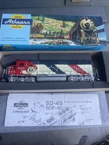 Athearn HO SD45 Santa Fe Locomotive Bicentennial Rd #5702 NOS Tested - Picture 1 of 7