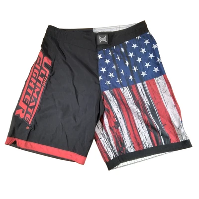 Pantalones Cortos de Luchador TapOut MMA UFC Ultimate Fighter Team EE. UU. Adulto 34 Bandera Americana Foto 1 de 4