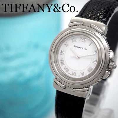 Reloj para mujer TIFFANY & Co. con esfera blanca intaglio Foto 1 de 4