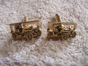 Vintage Shields  Cufflinks with Antique Car  Convertible - Picture 1 of 2