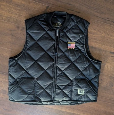 Vintage Berne Apparel Black Quilted Puffer Vest Full Zip Men's XXL (28" pit-pit) - Image 1 of 4