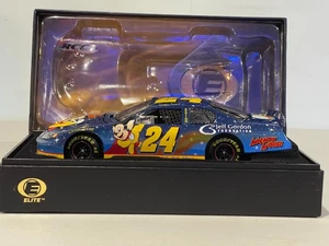 2005 Jeff Gordon #24 JGF / Mighty Mouse Monte Carlo 1/24 Scale Elite Diecast - Picture 1 of 7