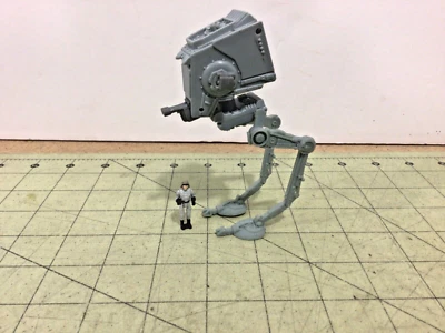 Star Wars vintage Star Wars Micro Machines AT-ST Scout Walker & figure as-is - Photo 1/4