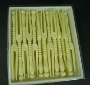 Set 35 Antipasti Picks O' careves 2 Punte Barware Olive Formaggio Ecc. Con scatola - Foto 1 di 1
