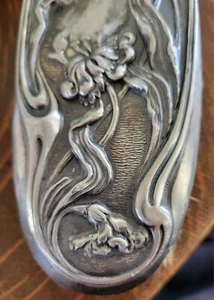Empire Art Silver Art Nouveau Floral Clothes Brush Beautiful - Picture 1 of 17