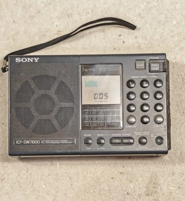 Sony ICF-SW7600 LW/MW/FW World Band Radio Turns On But Only Static With PSU - Image 1 of 4