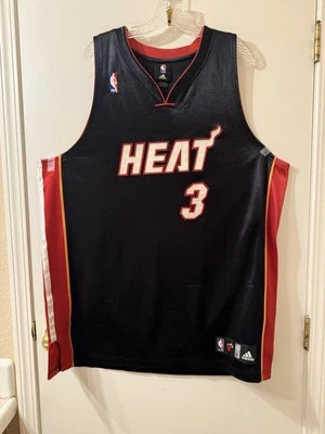 Vintage Reebok Dwayne Wade #3 Miami Heat Authentic Black Jersey Men's Size 52 - Image 1 of 4