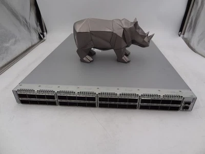 Arista DCS-7060PX4-32-F 7060X4 32x400GbE OSFP switch front-to-rear air 2xAC - Image 1 of 2