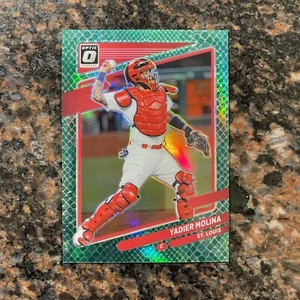 2021 Optic green dragon prizm YADIER MOLINA #d 41/88 St. Louis Cardinals - Picture 1 of 3