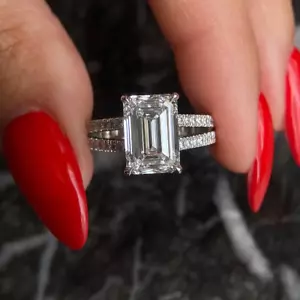 Diamant IGI GIA Lab Grown Verlobungsring 18k Weißgold 4,50 Karat Smaragdschliff - Bild 1 von 7
