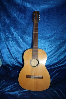 USED CONCERT GUITAR, MANUFACTURER UNKNOWN, CIRCA 1970, GUITAR, READY TO PLAY - Image 1 of 4