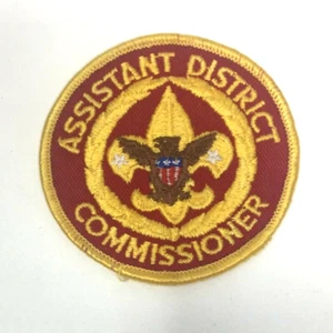 PARCHE BSA Boy Scouts Asistente Comisionado de Distrito Rojo Amarillo - Imagen 1 de 2