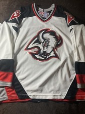 CCM NHL BUFFALO SABRES 90s GOAT HEAD White Jersey Mens L NWOT