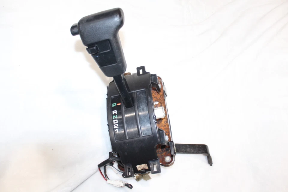 86-97 Nissan HARDBODY D21 Automatic GEAR Shifter Assembly AUTO Floor w/ OD Clean - Image 1 of 4