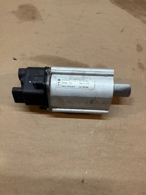 2011-2015 BMW F10 528 535 550 POWER STEERING ELECTRIC RACK&PINION MOTOR OEM — 第 1/4 张图片