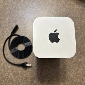 Apple AirPort Extreme Router Base A1521 6th Gen Dual Band Wi-Fi w/Power Cord - Picture 1 of 7