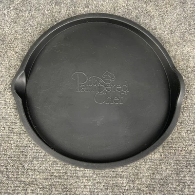 Pampered Chef Replacement 9" Black Lid  For The 4qt Stainless Steel Mixing Bowl - Image 1 of 4