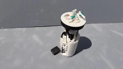 Bomba de combustible Honda Fit 2011-2014 1,5 L 17708-TK6-A01-M1 OEM Foto 1 de 4