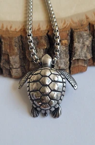 Stainless Steel Hawaiian Ocean Turtle / Tortoise Pendant 24" Chain Necklace - Picture 1 of 5