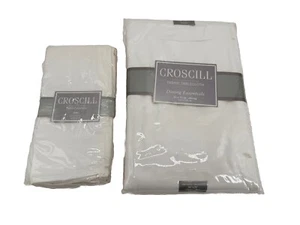 Croscill Tablecloth Oblong 52 x 70 White Solid Napkins 20” Square Set - Picture 1 of 4