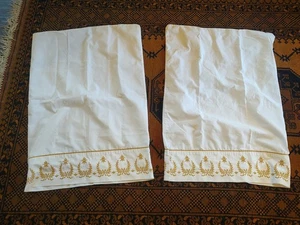 PAAR Vintage Kissenbezüge Wamsutta Ultracale Gold bestickt weiß - Bild 1 von 9