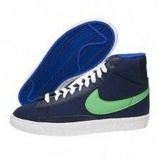 nike canvas trainers womens