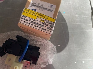 Hyundai Body & Switch Assembly-Steering & IGNTION OEM GENUINE ORIGINAL - Foto 1 di 1
